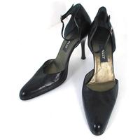 Bally Size 5 Black Leather Stiletto Heeled Shoes