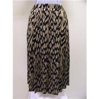 basler size 10 black silkacetate long skirt