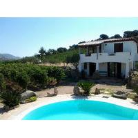 B&B Domo De Resteblas