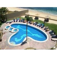 Beachfront Las Olas 2bdr Condo