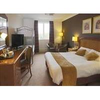 Best Western PLUS Stoke-on-Trent Moat House & Thrill Hopper Pass