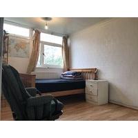 Beautiful big double room in Mile End