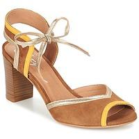 betty london grada womens sandals in brown