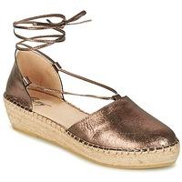 betty london giorda womens sandals in gold