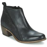Betty London INTRO women\'s Mid Boots in black