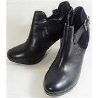 Betty Jackson size 7 black ankle boots Betty Jackson - Size: 7 - Black - Boots