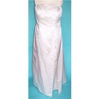 Bella Formals by Venus wedding dress, size 24