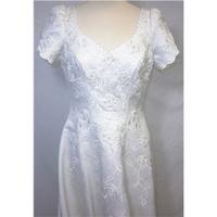 Benjamin Roberts - Size: 18 - White - Wedding dress Benjamin Roberts - White - Wedding dress