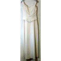 Belsoie wedding dress size 8 Belsoie - Size: 8 - Cream / ivory - Sleeveless