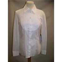betty barclay size 10 white long sleeved shirt