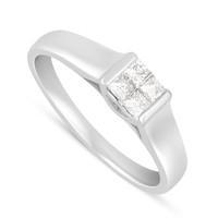 Beautiful 9ct white gold 0.23 carat princess cut diamond ring