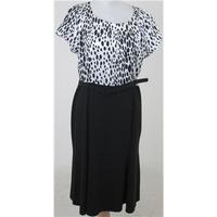 bhs size 18 black white dress