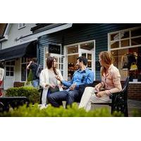 Bicester Village Shopping Trip from London: Gift Card, Lunch and VIP Discounts