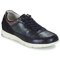 Birkenstock CINCINNATI LADIES women\'s Shoes (Trainers) in blue