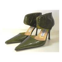 bionda castana size 4 emerald green stiletto heels