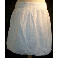 Bi La Li - London, BNWT UK size 10, White puff ball skirt