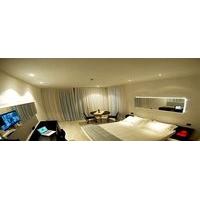 Blue Shades Aparthotel