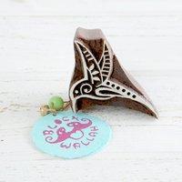 Blockwallah Stamp - Busy Humming...