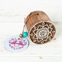 blockwallah stamp flower in a circle 359809