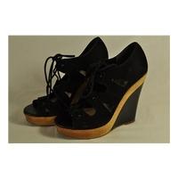 Black wedge shoe/boots Topshop - Size: 3 - Black - Peep toe shoes