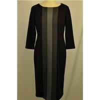 Black and grey knitted shift dress by Robbie Bee - Size: 8 - Black - Calf length