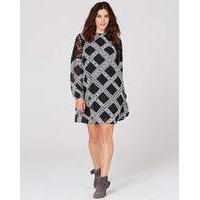 Black Lace Trim Printed Cold Dress