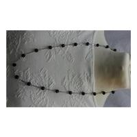 Black bead with silver chain Unbranded - Size: Large - Black - Chain