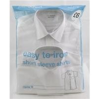 BNWT M&S age 3-4 years pack of 2 white short sleeved shirts