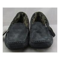 bnwt ms collection size 10 grey suede slippers