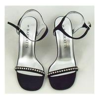 bnwt barratts black stilettos size 5