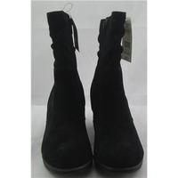 bnwt footglove size 65 black suede wedge heeled ankle boots