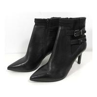BNWOT Marks & Spencer Size 5.5 Black Heeled Boots