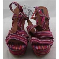 BNWT Zara, size 5/38 multi-coloured wedge heeled platform sandals