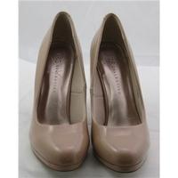 BNWT M&S Collection, size 4.5 caramel platform court shoes