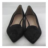 BNWT Autograph, size 5.5 black suede flat shoes