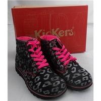 BNWT Kickers Kick Hi Lite size 6 Black/Pink