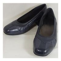 bnib equity shoes wendy size 4 eee navy formal shoes