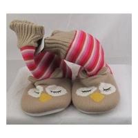 BNWT Aroma Home, size 7 knitted slipper boots