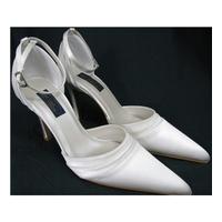 bnib meadows size 8 ivory heeled bridal shoes