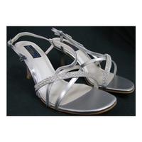 bnib meadows size 4 silver heeled bridal sandals