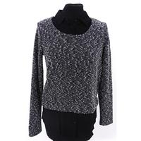 BNWT Marks & Spencer Size 8 Monochrome Boucle Fleck Long Sleeved Top with concealed shirt