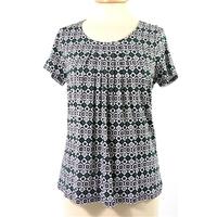 BNWT Marks & Spencer Size 8 Cap Sleeved Top With a Black, Green and White Patten