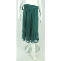 BNWT Noa Noa Size 10/12 Kingfisher Green Midi Skirt with Embroidery in Hem
