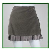 BNWT - St Martins - Size M - Brown - Mini skirt