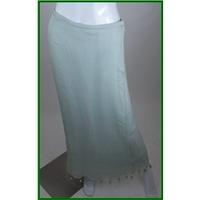 BNWT Rohit Bal - Size: 12 - Green - Calf length skirt
