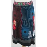 BNWT Size L/XL grey & multi-coloured patterned skirt