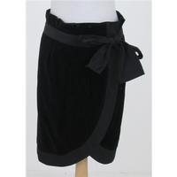 BNWT Untold size 14 black velvet skirt