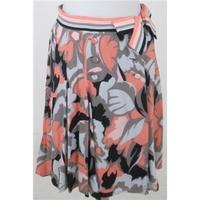 bnwt bm size 14 black peach grey patterned skirt