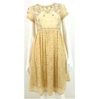 BNWT Asos Size 10 Cream Lace Dress