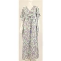BNWT Deane and White Size S Duck egg gree and lilac printed long length summer dress
